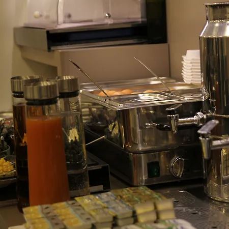 מלון Carlton פרנקפורט