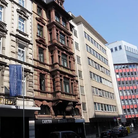 Carlton Hotel