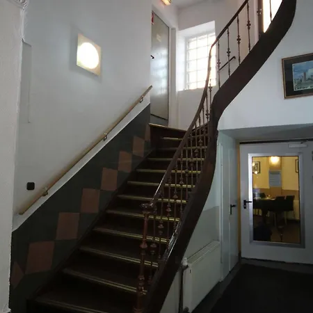 Carlton 3* Frankfurt am Main