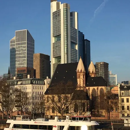 Carlton Frankfurt nad Mohanem