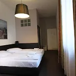 Carlton Otel 3*